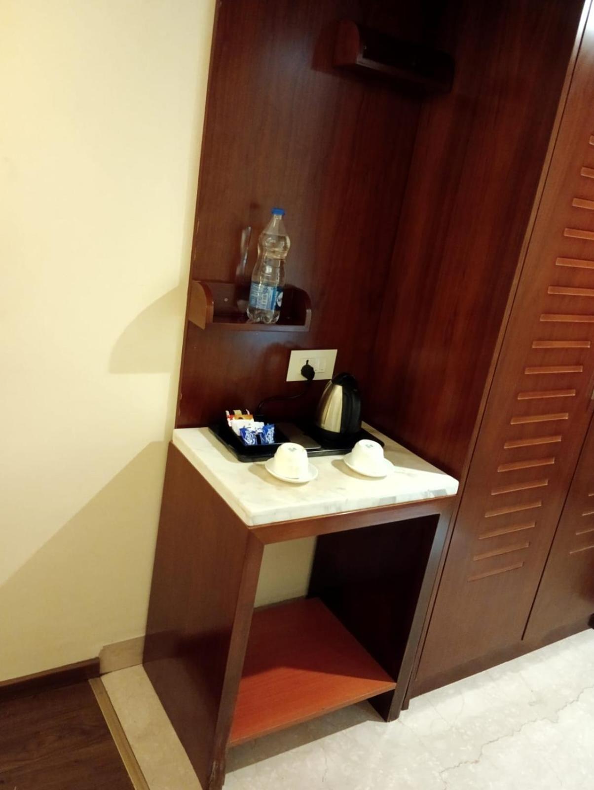 Hotel Oxina Lygon Tiruchirappalli Exterior foto