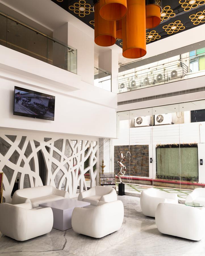 Hotel Oxina Lygon Tiruchirappalli Exterior foto